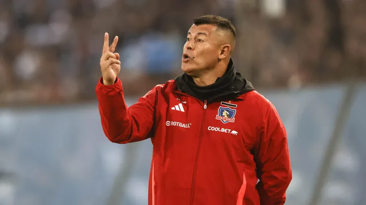 Almirón quiere rápido a los refuerzos en Colo Colo.