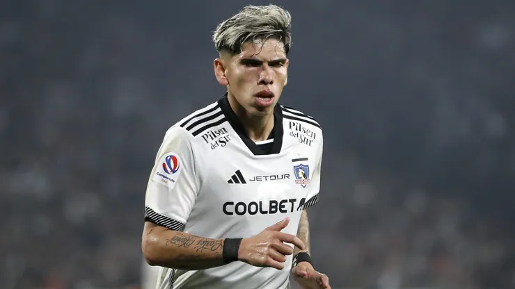 Carlos Palacios es baja en Colo Colo vs Santa Cruz.