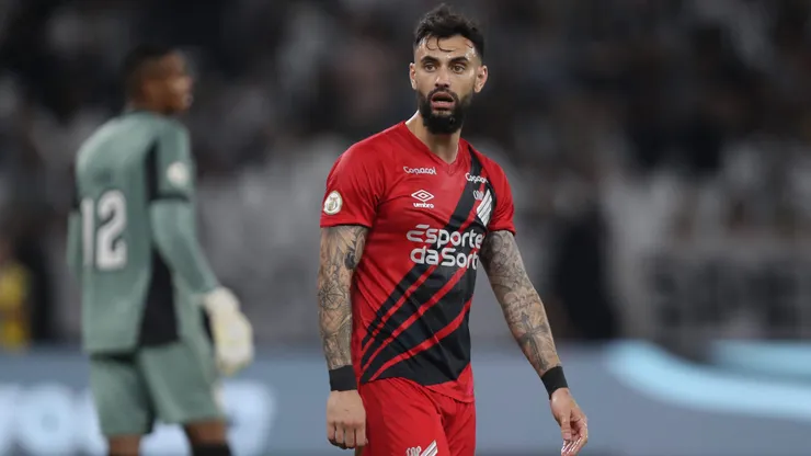 Gonzalo Mastriani suena en Colo Colo. | Imagen: Getty.