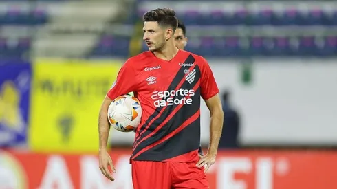 Aseguran que Colo Colo está a detalles de fichar a su nuevo goleador.