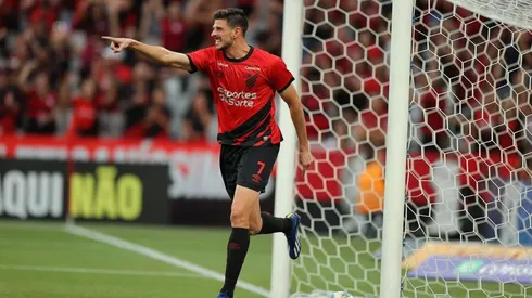 ¿Refuerzo para Colo Colo? Lucas Di Yorio y sus números en el Athletico Paranaense.