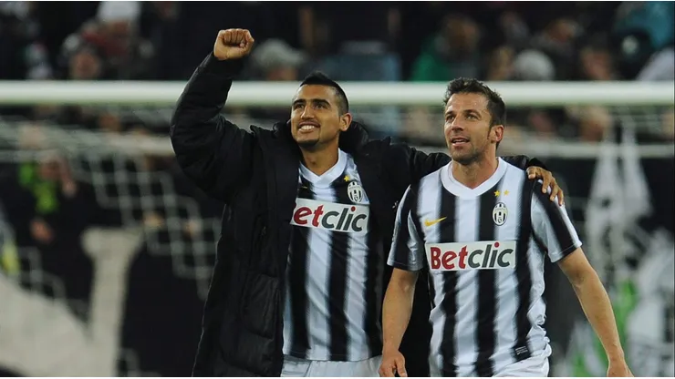 Lo sigue en Colo Colo: Del Piero se deshace en elogios con Vidal.