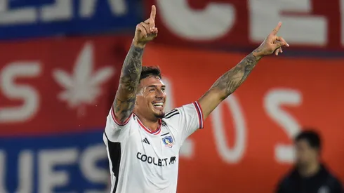 Bicampeón con Chile sitúa a Alan Saldivia en Europa.