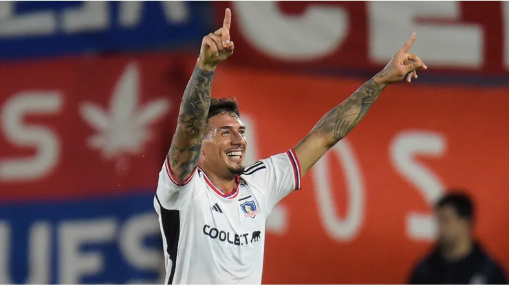 Bicampeón con Chile sitúa a Alan Saldivia en Europa.