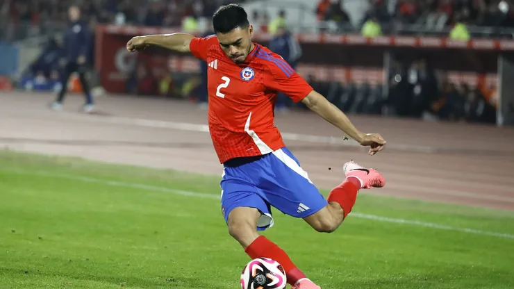 Gabriel Suazo tuvo un gran partido ante Paraguay.