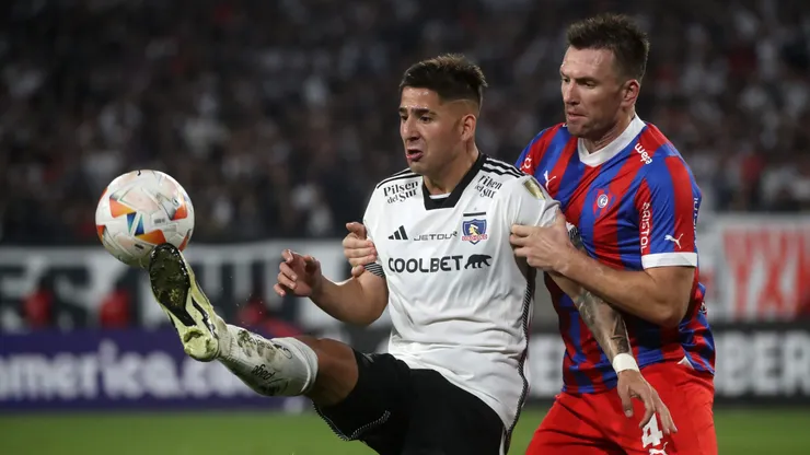 Entorno de Guillermo Paiva le mete presión a Colo Colo por su continuidad.