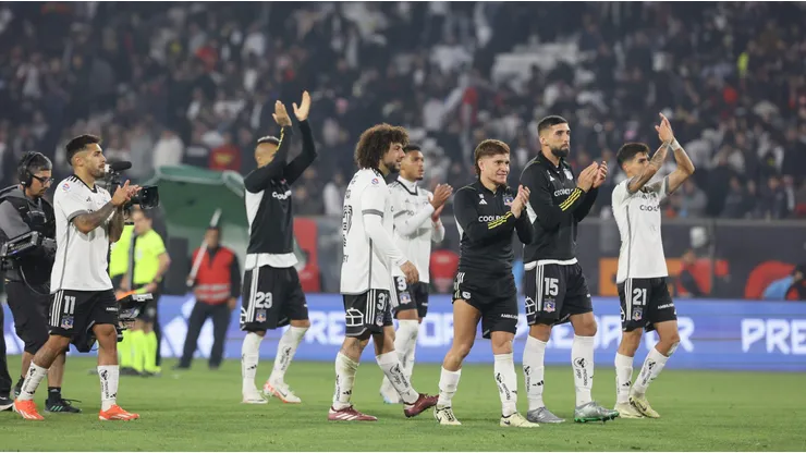 Cancelaron su gira: Universitario busca amistoso con Colo Colo.