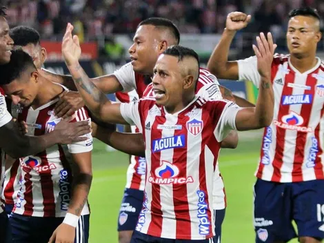 Junior amenaza a Colo Colo buscando el fichaje de un jugador chileno