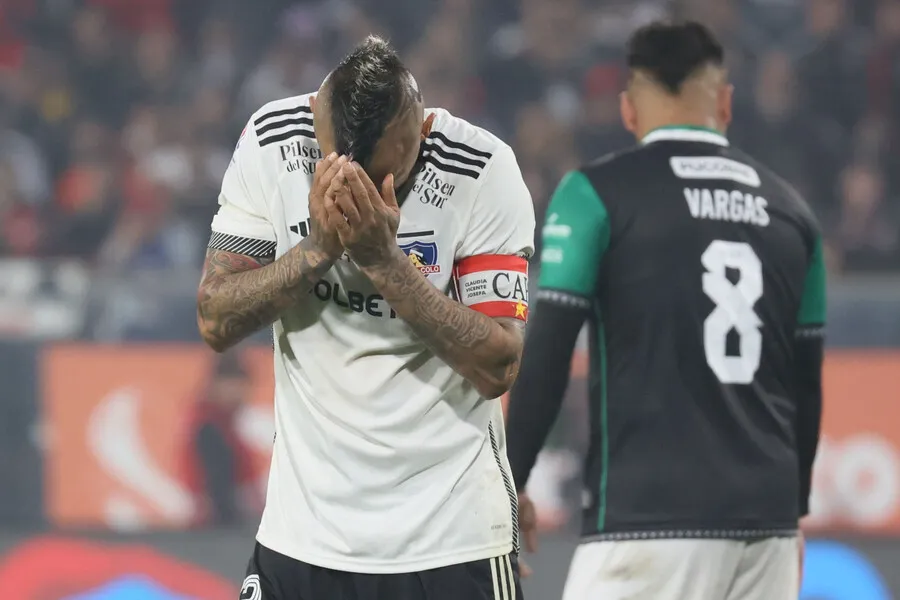 Colo Colo es citado otra vez al Tribunal de Disciplina de la ANFP tras denuncia arbitral.Imagen: Dragomir Yankovic /Photosport