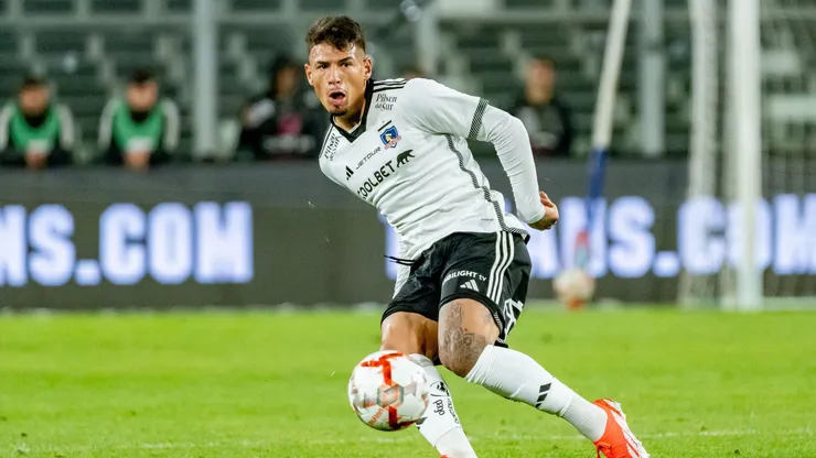 ¿Últimos días en Colo Colo? Desde la Serie A de Italia vienen por el fichaje de Alan Saldivia.
