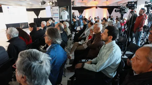 Exdirectora del CSD Colo Colo interpone denuncia contra Camacho.