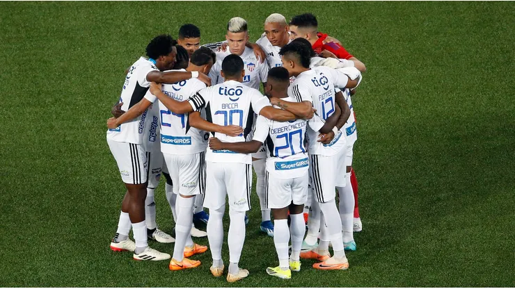 Los refuerzos que buscará Junior para enfrentar a Colo Colo en Copa Libertadores 2024.
