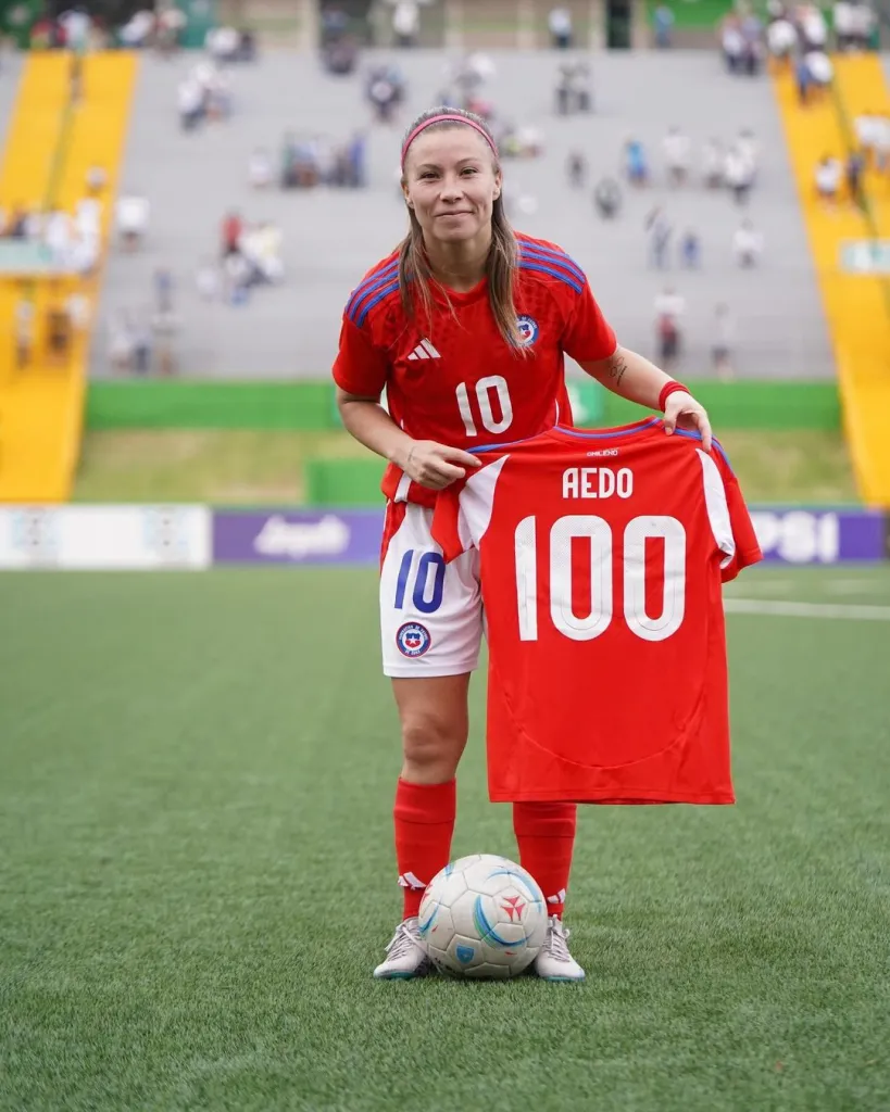 Yanara Aedo cumplió 100 partidos con la selección chilena