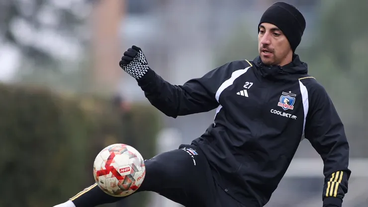 Javier Correa no usará el 27, número con el que fue presentado en Colo Colo.