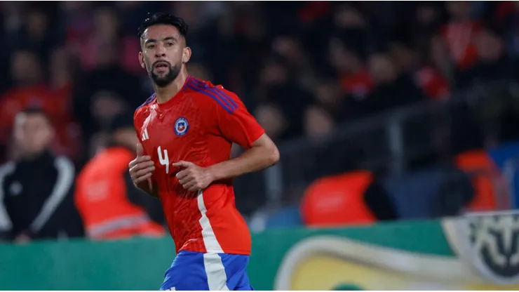 Mauricio Isla sigue a la espera para ser refuerzo de Colo Colo.