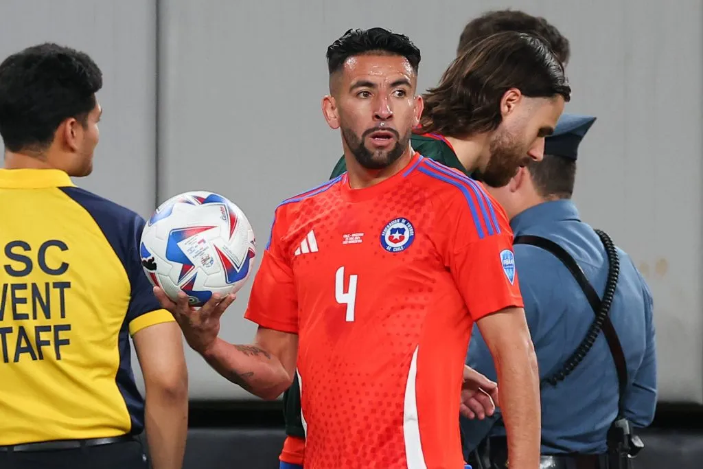 El monto que quiere Independiente por Mauricio Isla.