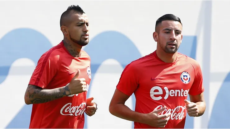 La molestia de Vidal con quienes le preguntan por el fichaje de Isla.