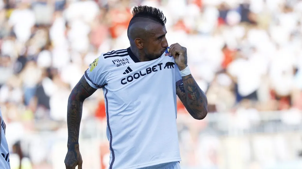 Arturo Vidal suma 22 presencias con Colo Colo en este año.