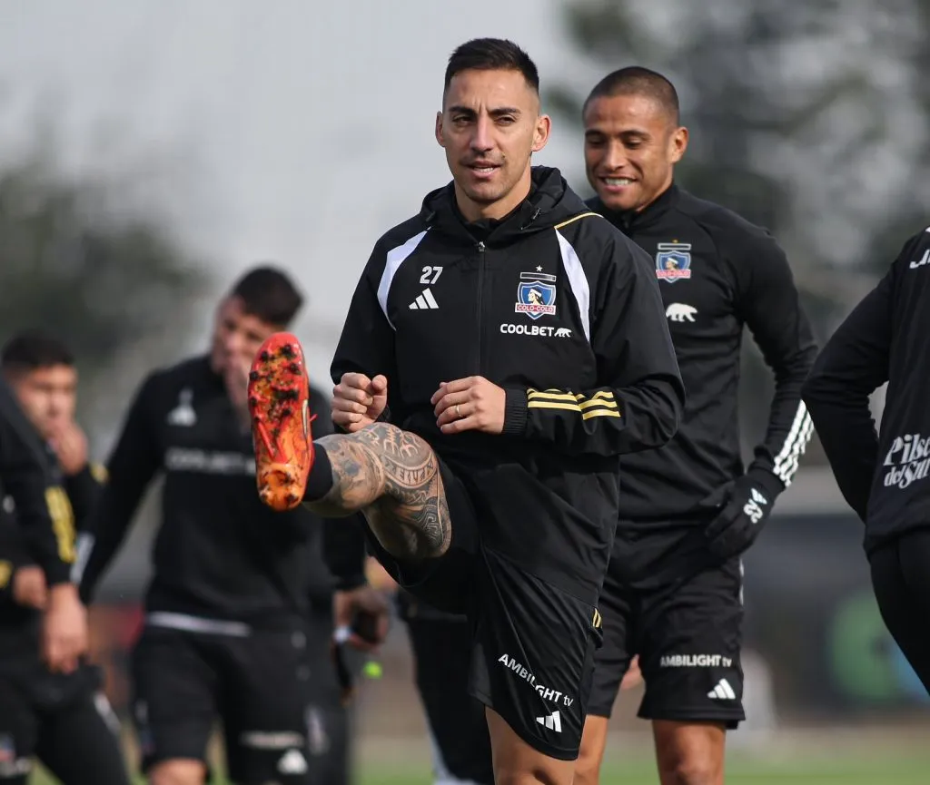 Javier Correa es baja en Colo Colo. 