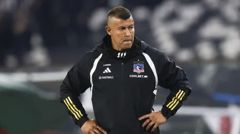 Jorge Almirón espera cuánto antes a los refuerzos en Colo Colo. | Imagen: Photosport.