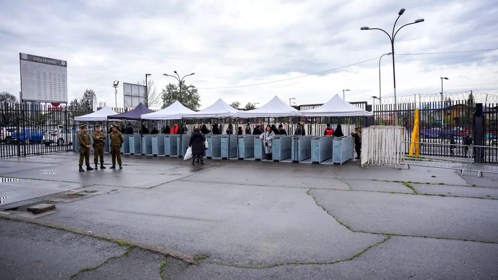 Colo Colo anunció implementación del Registro Nacional de Hinchas.