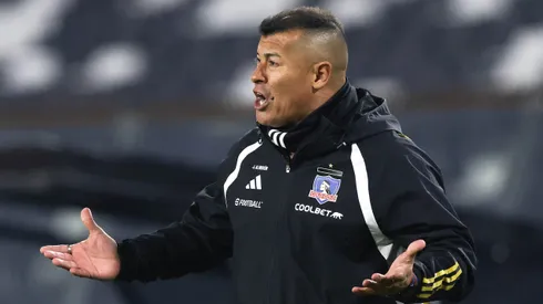 Jorge Almirón espera por refuerzos en Colo Colo.
