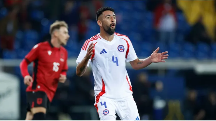 Colo Colo lo sigue atento: en Independiente le pusieron nuevo precio a la salida de Mauricio Isla.