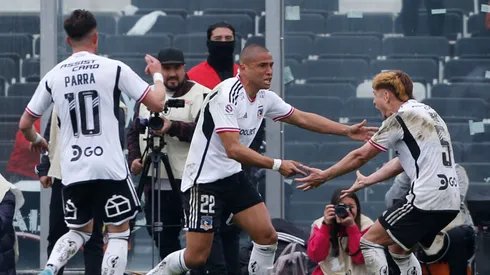 Colo Colo libera importantes sueldos para destinarlos a la llegada del nuevo refuerzo.