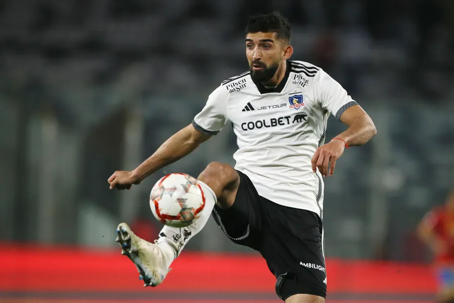 Emiliano Amor vive una resurrección en Colo Colo