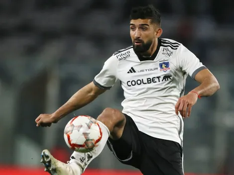 Emiliano Amor se viste de bombero en la defensa de Colo Colo