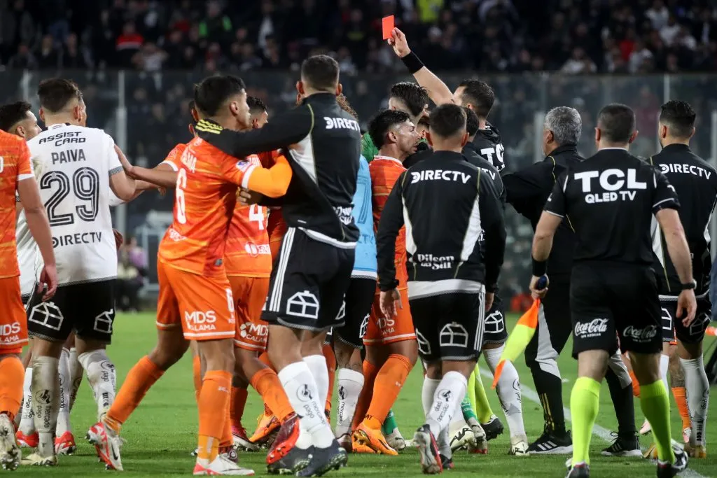 Colo Colo y Cobreloa jugaron un partido caliente en la primera rueda