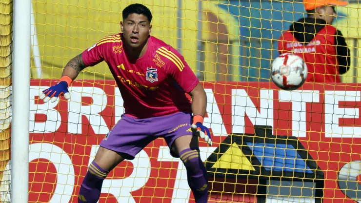 Brayan Cortés será el primero en portar la nueva camiseta de arquero en Colo Colo