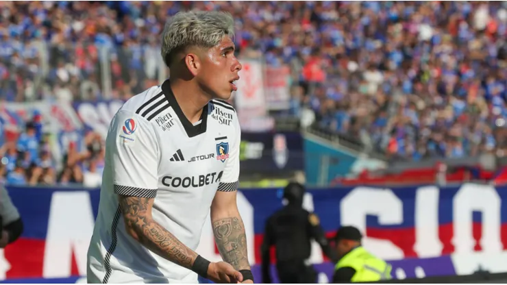 Jorge Almirón aclara situación de Carlos Palacios en Colo Colo tras frustrado paso a Boca.