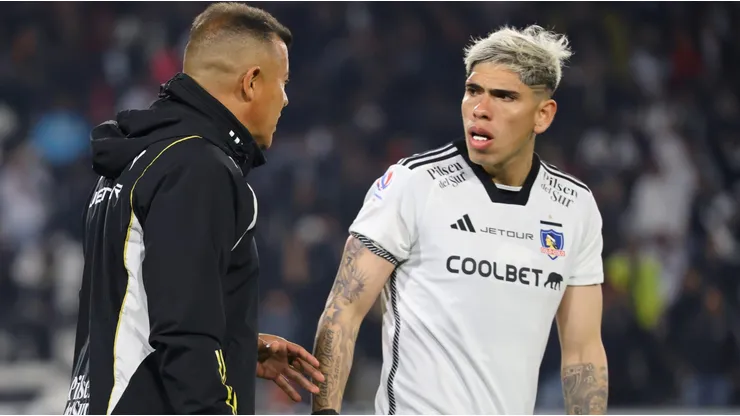 Almirón se refiere a posibilidad de salida de Palacios.