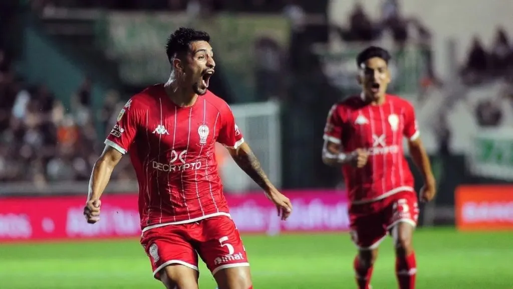 Williams Alarcón brilla en Argentina