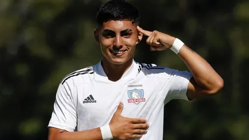 DT de Colo Colo Proyección explica el reintegro de Jordhy Thompson.