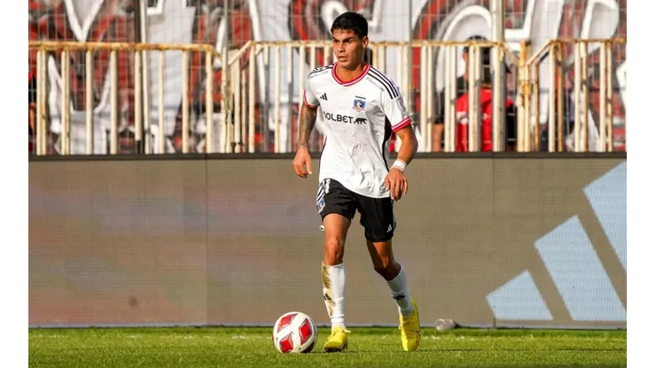 Erick Wiemberg es baja en Colo Colo para su debut en Copa Libertadores