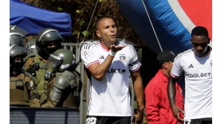 Colo Colo volvió a los abrazos.