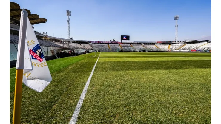 Los hinchas de Colo Colo piden un nuevo Estadio Monumental