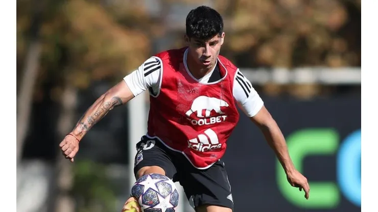 El Cacique derrotó a Lautaro de Buin con Alexander Oroz como figura