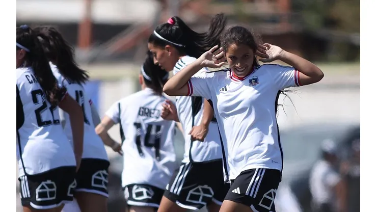 Mena deslumbra su orgullo con jugadoras que debutan con 14 y 15 años.