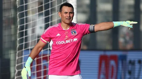 Justo Villar regresó al Estadio Monumental con la camiseta de Colo Colo