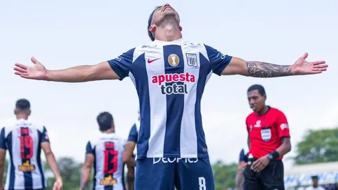 Gabriel Costa guía la remontada de Alianza Lima.