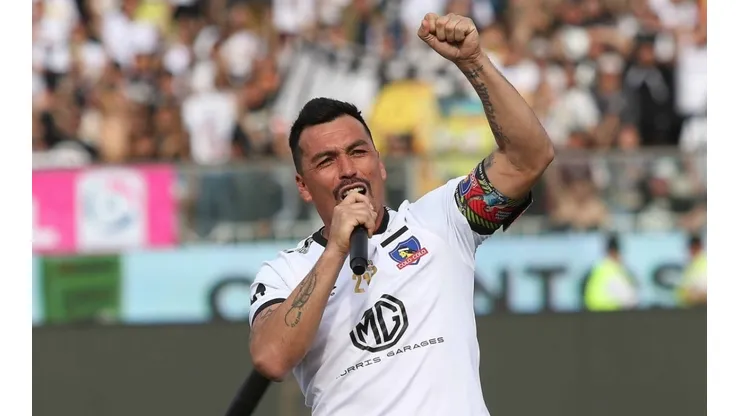 Gustavo Quinteros elogió a Esteban Paredes antes de su retiro