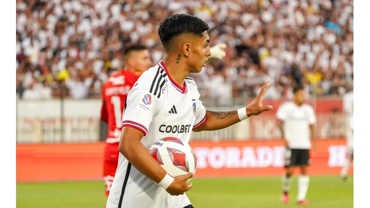 Histórico delantero de Colo Colo se refiere al caso de Jordhy Thompson.