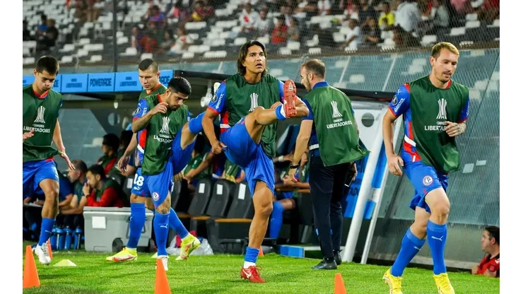 Prensa boliviana acerca a Marcelo Moreno Martins a Colo Colo.