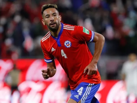 Colo Colo es una de las opciones que tiene Mauricio Isla