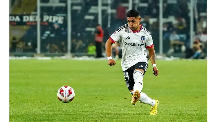 Directora de Género del CSD Colo Colo condena violencia de Thompson.