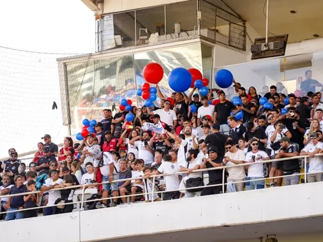 Presencia de barristas azules en el Monumental alerta a Colo Colo