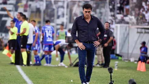 Quinteros lamenta el mal partido de Colo Colo.